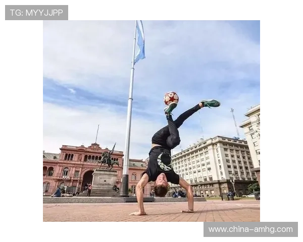 无需等待官方公告，皇冠电竞足球比分第一时间为你呈现比赛结果和详细统计